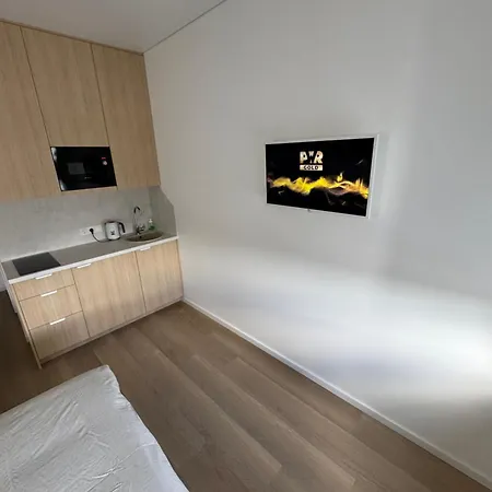 New Airport Apartment Vilnius Exterior photo